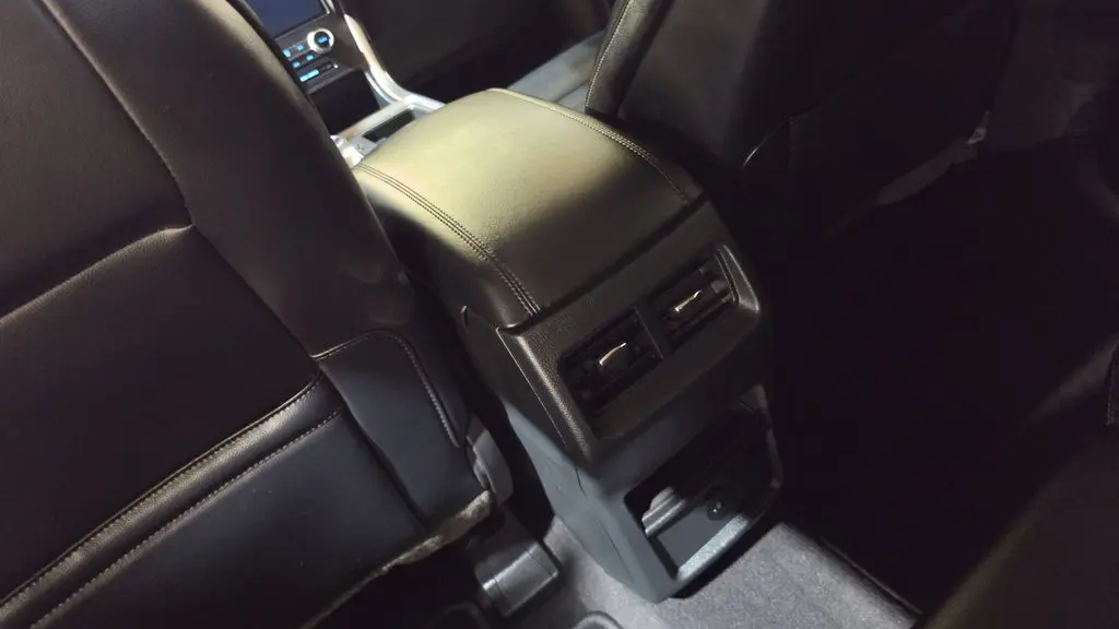 2024 Ford Edge ST-Line