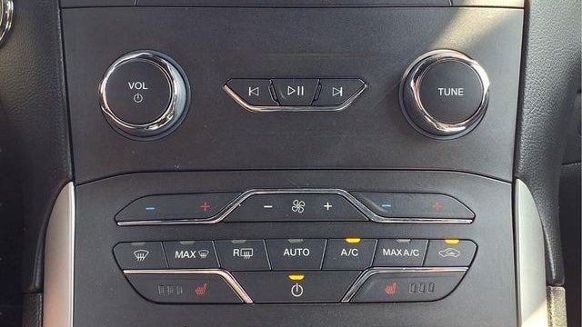 2020 Ford Edge ST Line