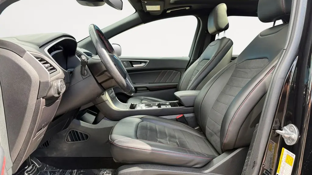 2020 Ford Edge ST Line
