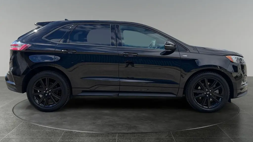 2020 Ford Edge ST Line
