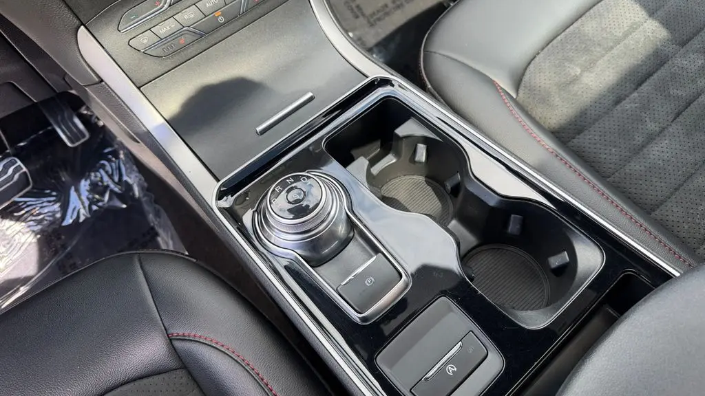 2020 Ford Edge ST Line