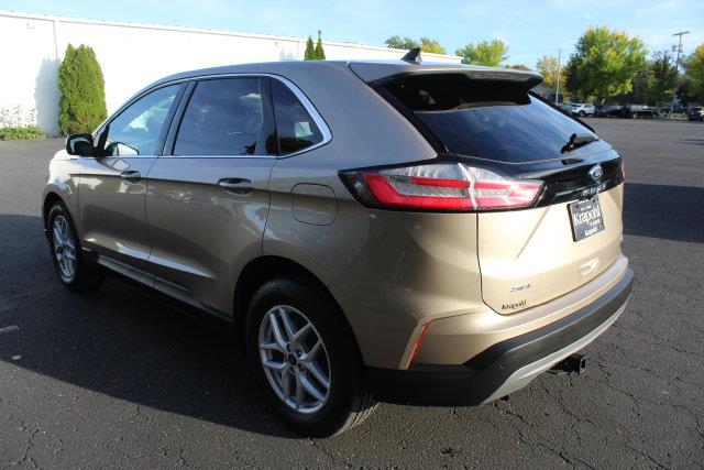 2021 Ford Edge - $23,255