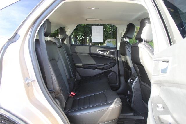 2021 Ford Edge - $23,255