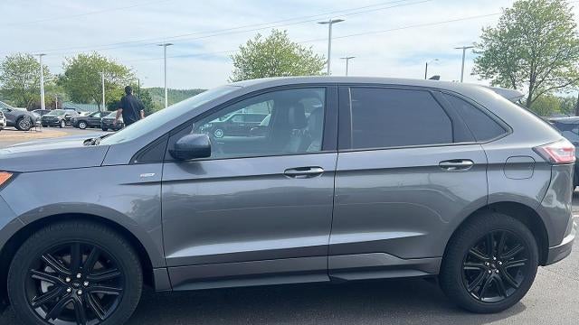 2022 Ford Edge ST-Line