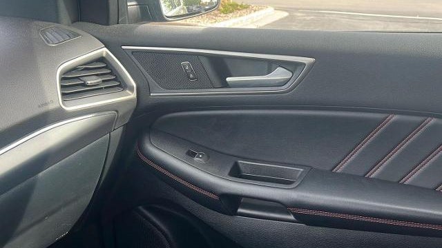 2022 Ford Edge ST-Line