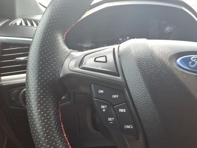 2022 Ford Edge - $19,350