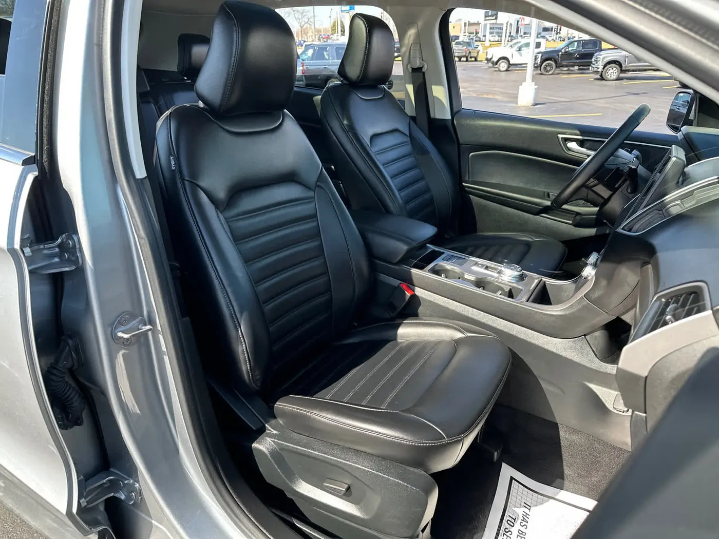 2022 Ford Edge - $24,578