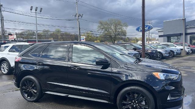 Preowned 2023 Ford Edge ST-Line for Sale