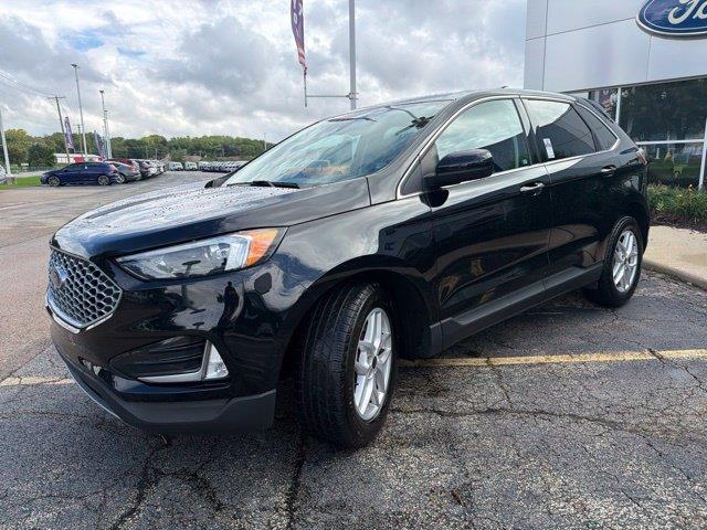 2023 Ford Edge - $25,812