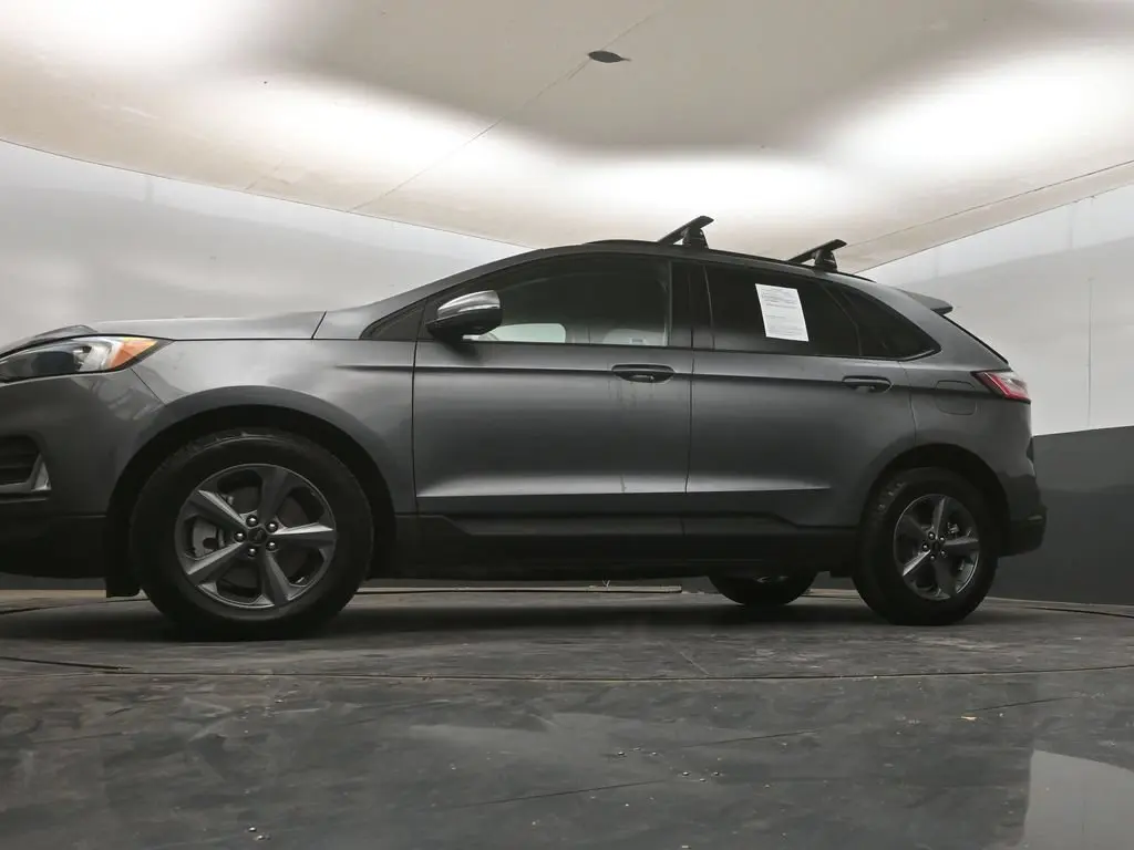 2024 Ford Edge - $23,498