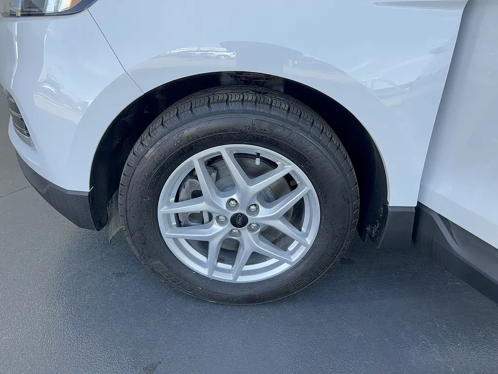 2024 Ford Edge - $29,995