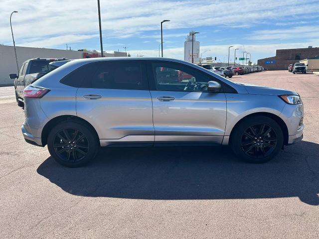 2024 Ford Edge - $37,900