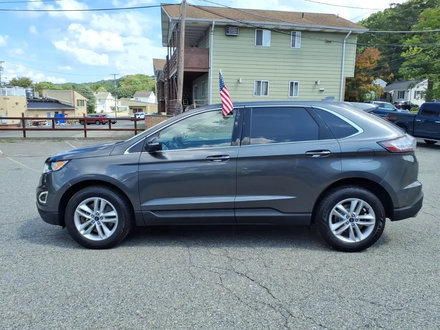 2017 Ford Edge - $14,336