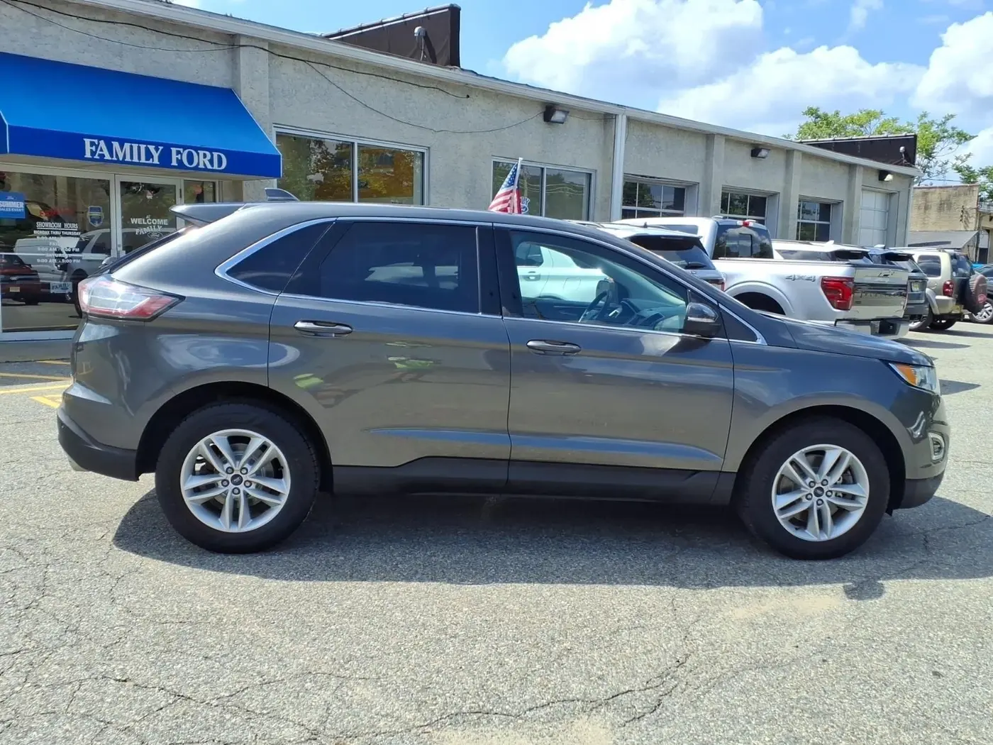 2017 Ford Edge - $14,336