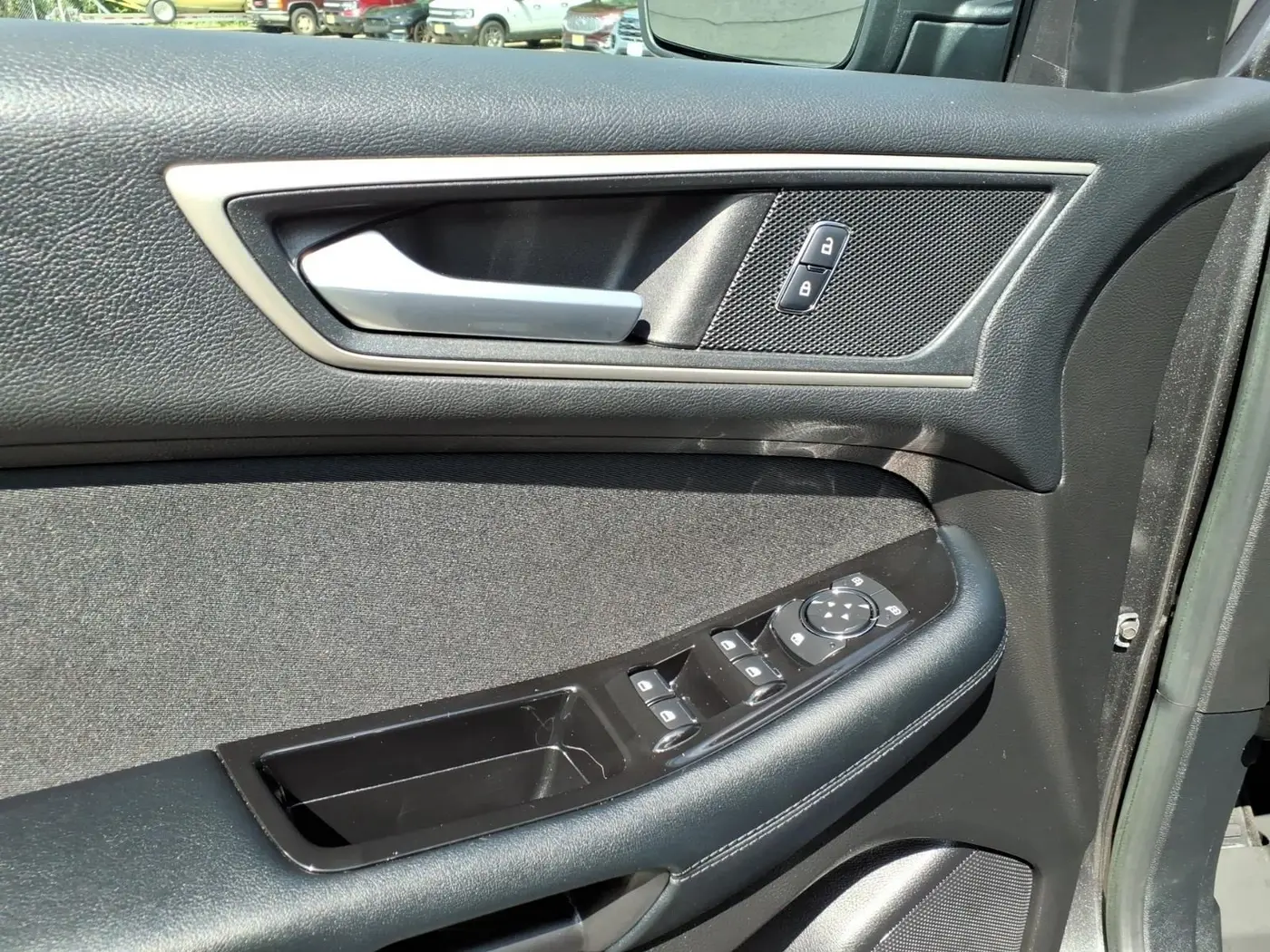 2017 Ford Edge - $14,336