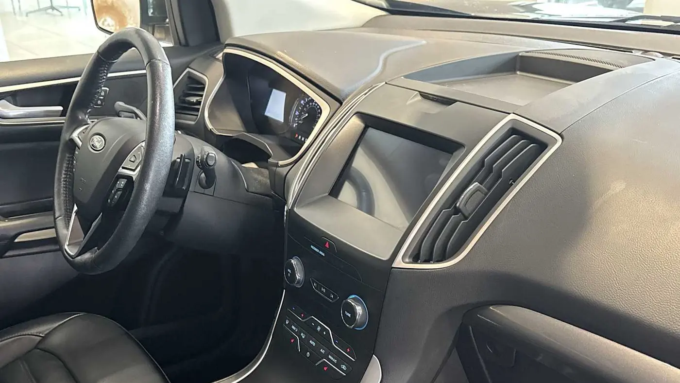 2020 Ford Edge ST Line