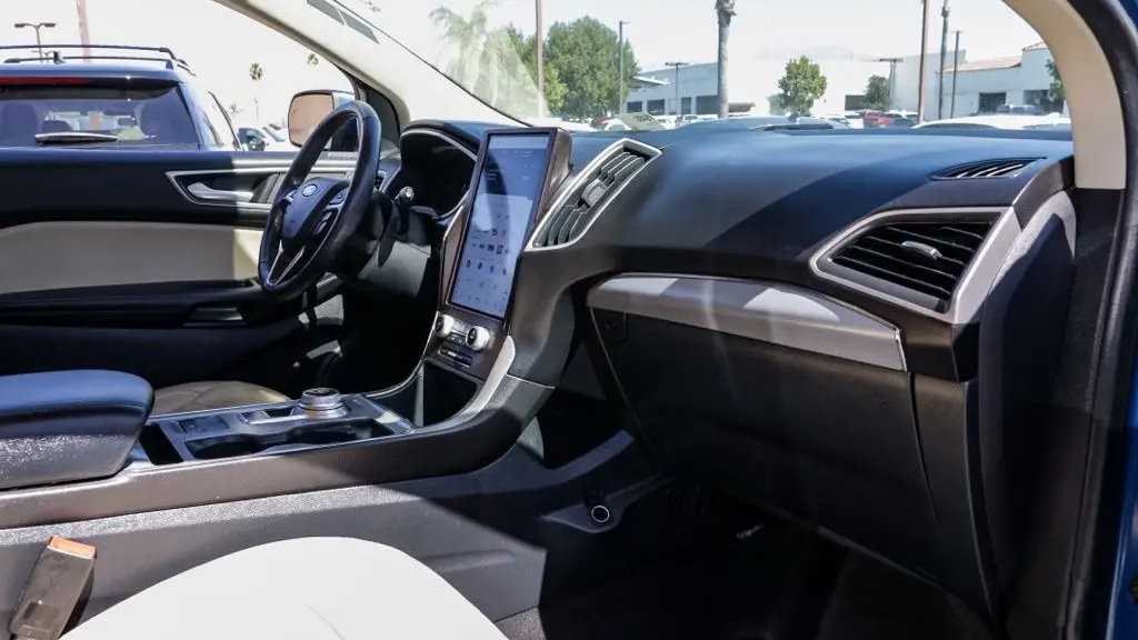 2021 Ford Edge SEL