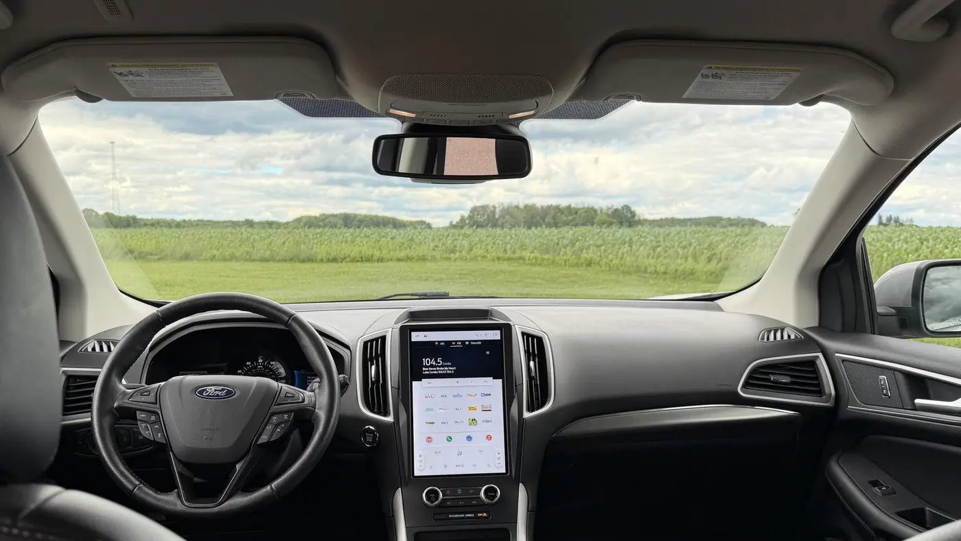 2022 Ford Edge SEL