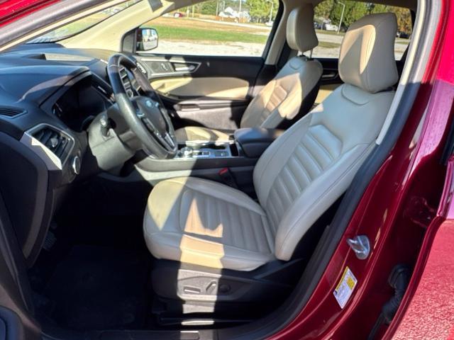 2022 Ford Edge - $19,975