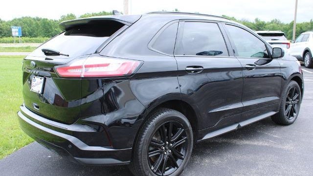 2022 Ford Edge ST-Line
