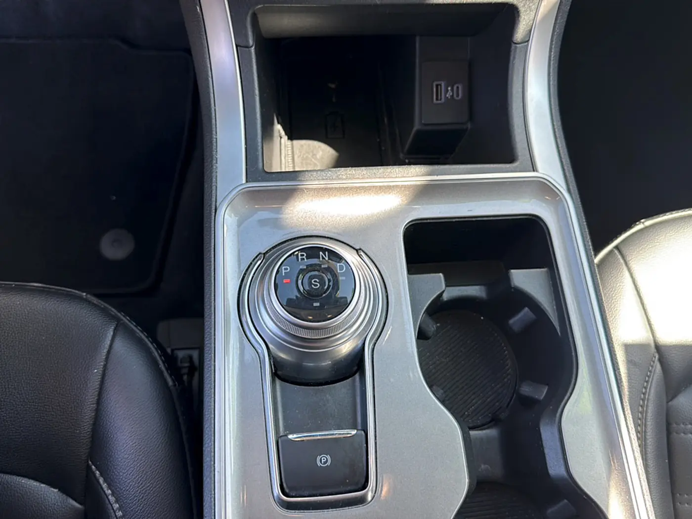 2024 Ford Edge