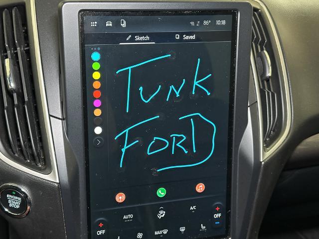 2024 Ford Edge