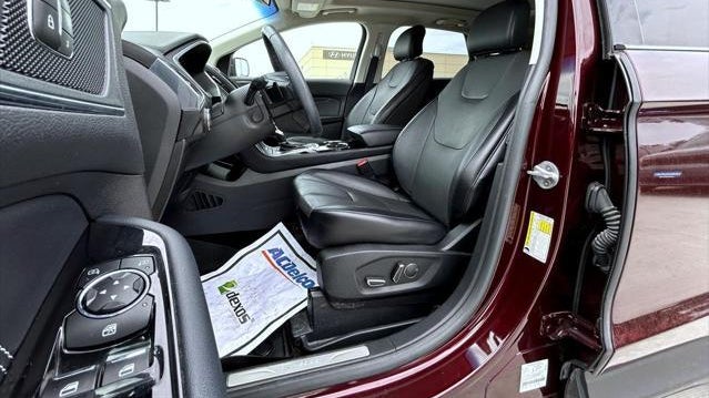 2018 Ford Edge Titanium