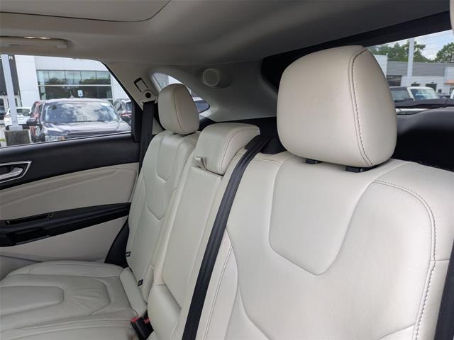 2016 Ford Edge - $16,995
