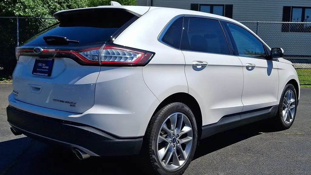 2018 Ford Edge Titanium