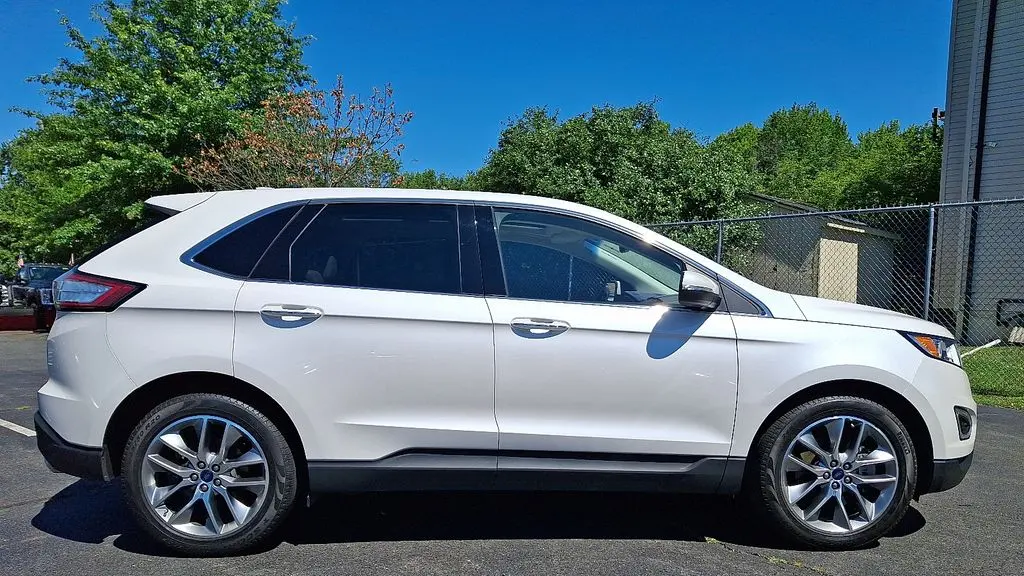 2018 Ford Edge Titanium