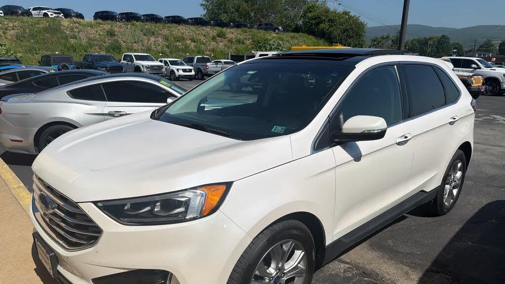 Preowned 2019 Ford Edge Titanium for Sale