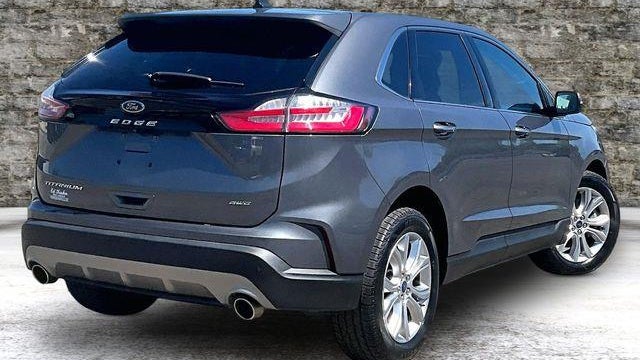 2021 Ford Edge Titanium