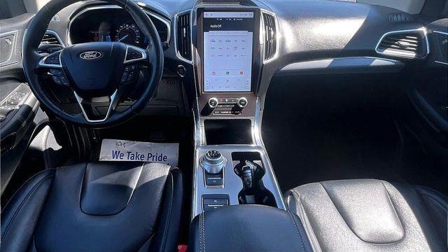 2021 Ford Edge Titanium