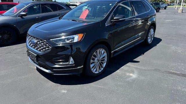 Preowned 2022 Ford Edge Titanium for Sale
