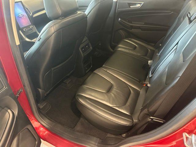 2022 Ford Edge - $22,520