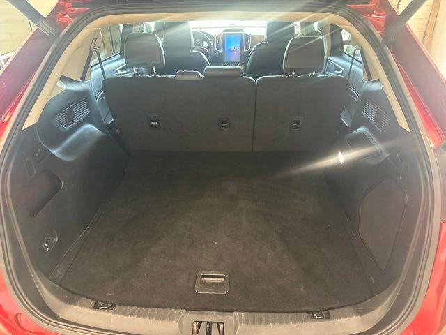 2022 Ford Edge - $22,520