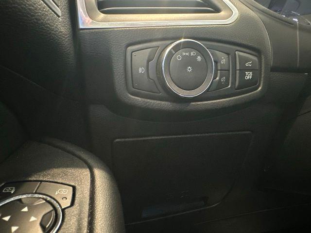 2022 Ford Edge - $22,520