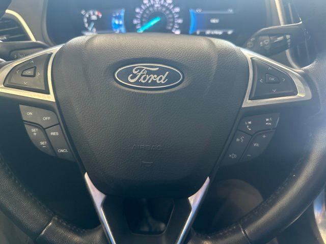 2022 Ford Edge - $22,520