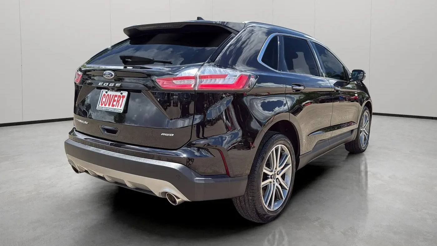 2023 Ford Edge Titanium