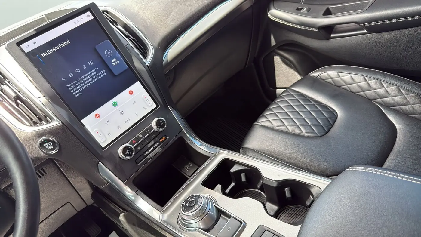 2023 Ford Edge Titanium