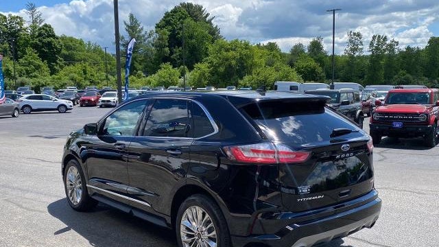 2023 Ford Edge Titanium
