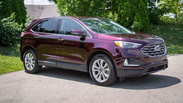 2024 Ford Edge Titanium