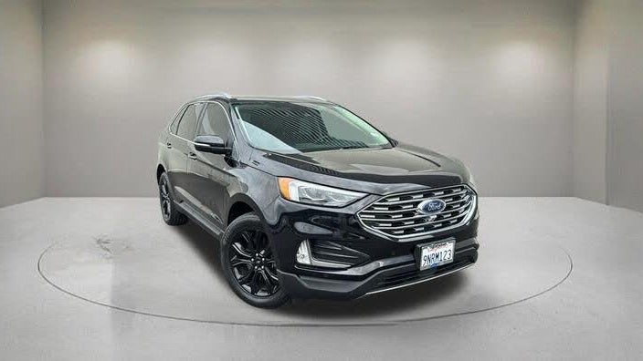 Preowned 2024 Ford Edge Titanium for Sale