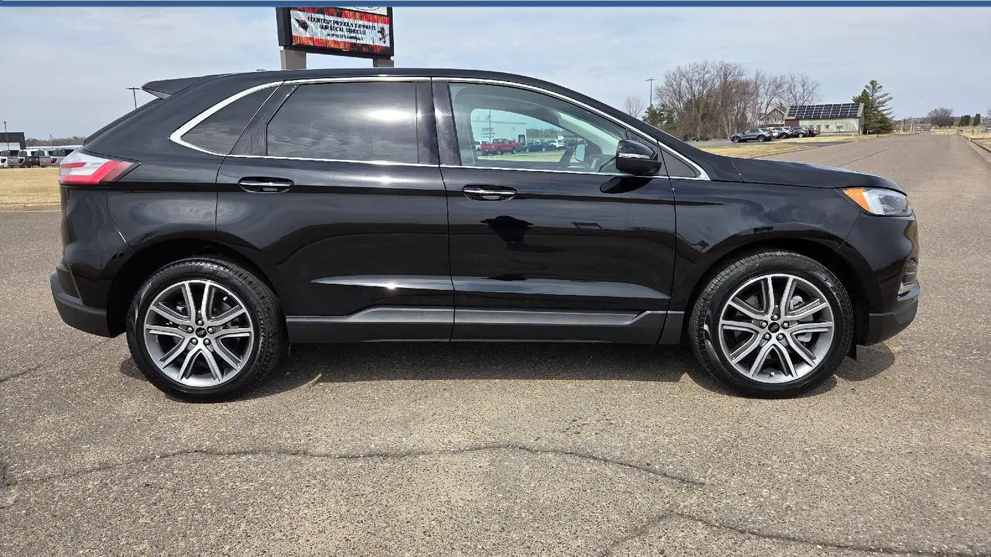 Preowned 2024 Ford Edge Titanium for Sale