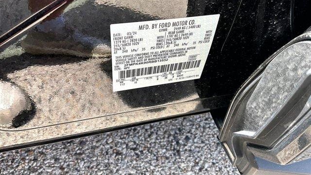 2024 Ford Edge Titanium