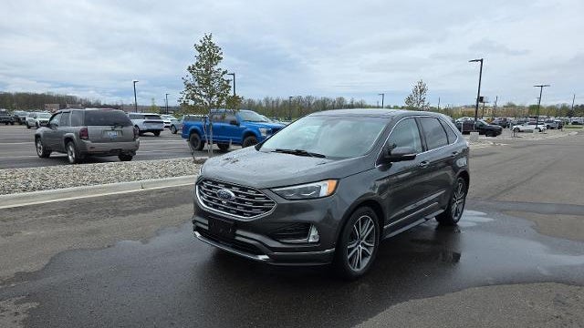 Preowned 2019 Ford Edge Titanium for Sale