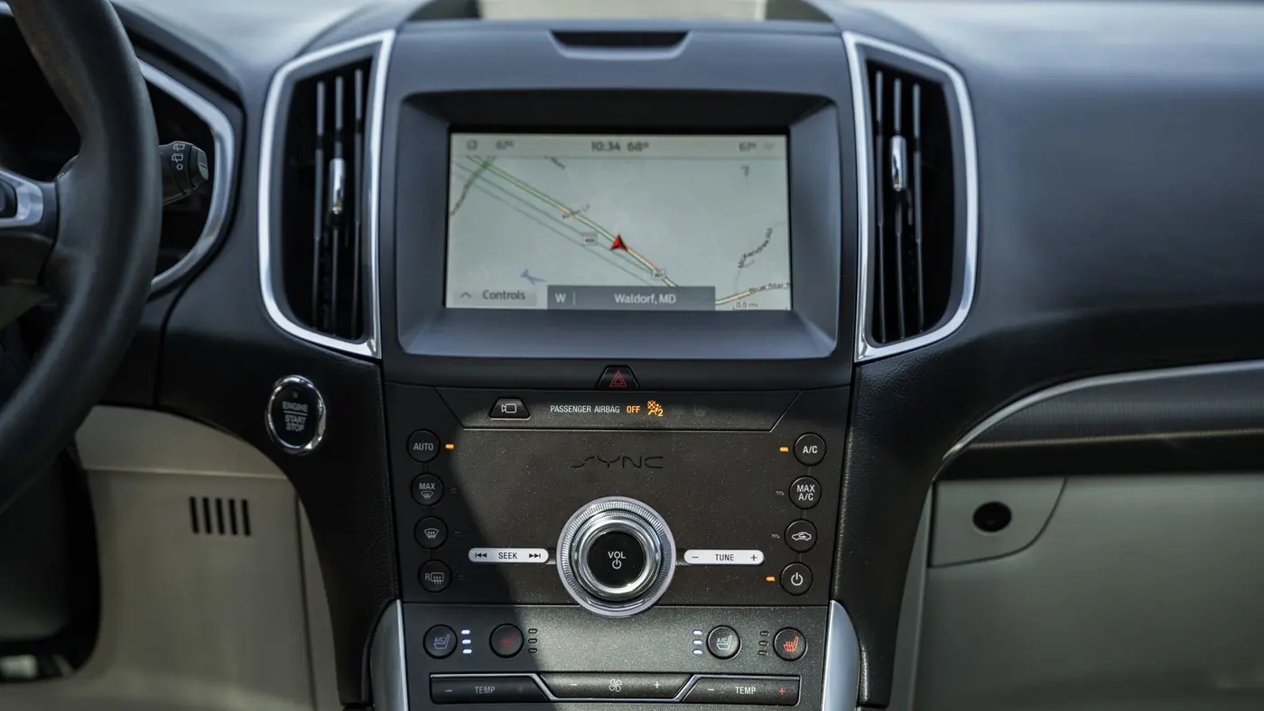 2020 Ford Edge Titanium