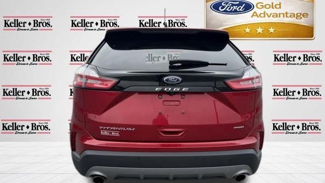 2022 Ford Edge Titanium