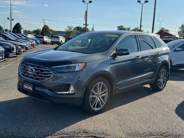 2022 Ford Edge Titanium — photo 1 of 12