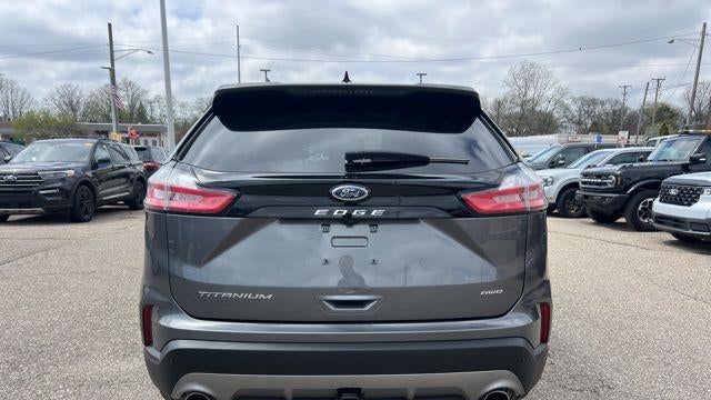 2022 Ford Edge Titanium